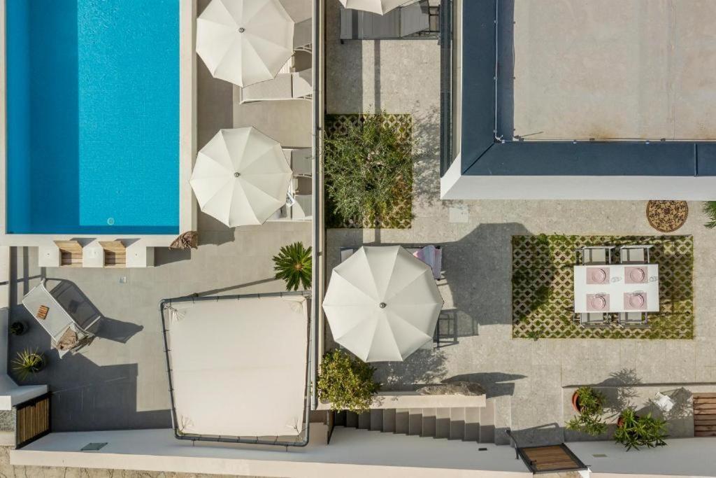 Holiday Home Lolina,Sea On A Palm! Heated Pool Trogir Exterior photo
